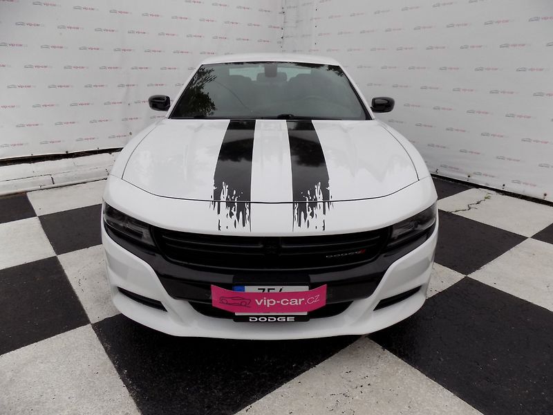 Dodge Charger (2019) 5,7 HEMI/AWD/AT/ - fotka 4 z 34
