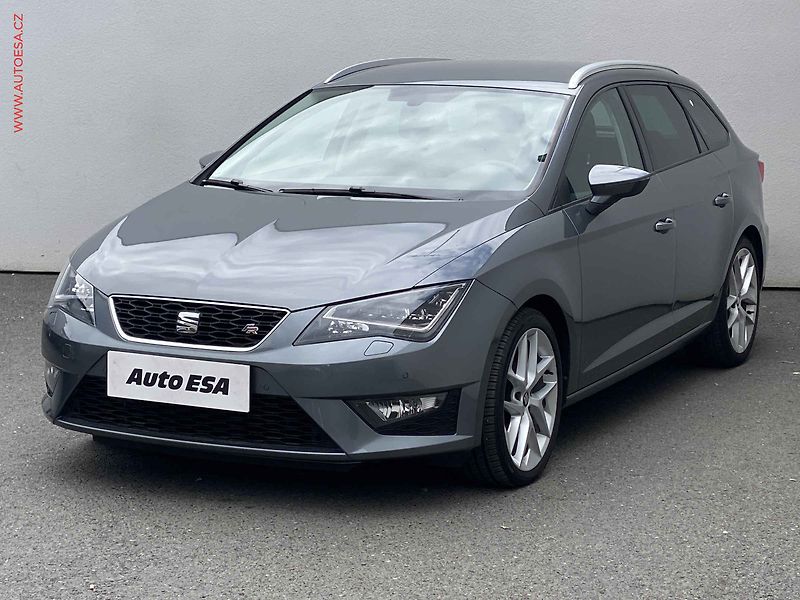 Seat Leon (2016) 2.0TDi, FR, LED, navi - fotka 3 z 19