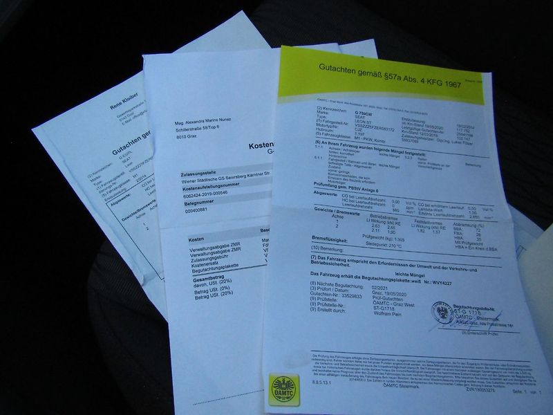 Seat Leon (2014) ST 1.2TSI 77kW DSG NAVI - fotka 39 z 40
