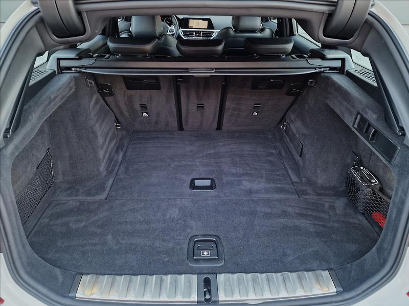BMW Řada 3 320d xDrive,M Sport,ČR,1.Maj. - fotka 16 z 50
