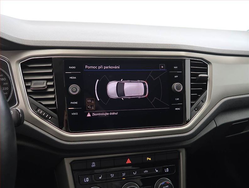 Volkswagen T-Roc (2021) Style 2.0 TDI, Serv.kniha - fotka 18 z 22
