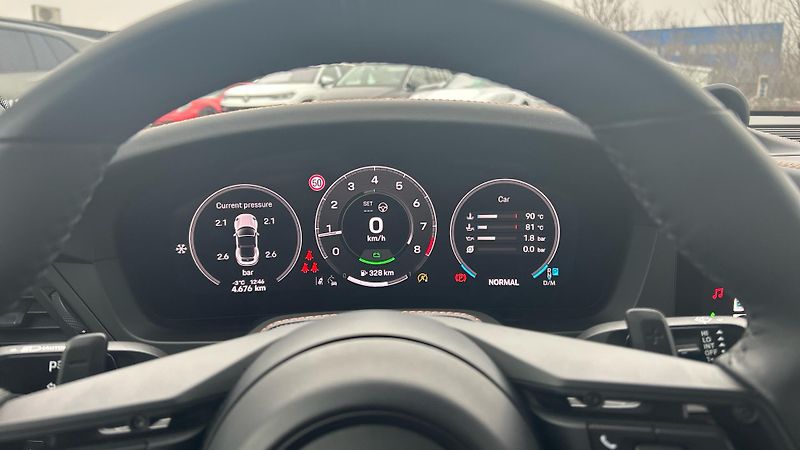 Porsche 911 Targa 4 GTS - fotka 25 z 30