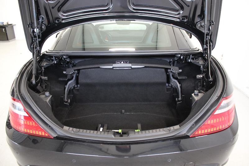 Mercedes-Benz SLK (2015) SLK350 3,5 AUTOMAT - fotka 10 z 37