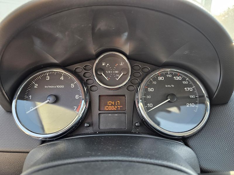 Peugeot 207 (2010) SW, KLIMA - fotka 11 z 19