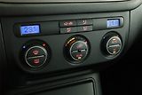 Volkswagen Tiguan (2008) 2.0 TSI, 4X4, Automat - náhled 12
