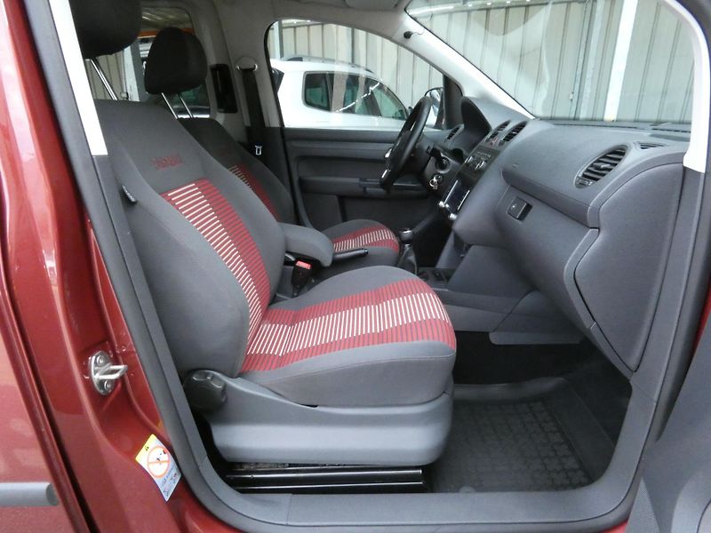 Volkswagen Caddy (2011) 1,6 l LPG - fotka 21 z 30