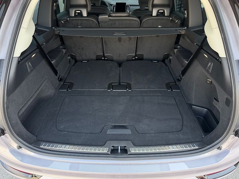 Volvo XC90 (2026) PLUS B5, ventilace, kamera 360 - fotka 14 z 23