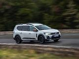 Dostupný vůz s hybridní technologií - Dacia Jogger - od 569 000 Kč.
