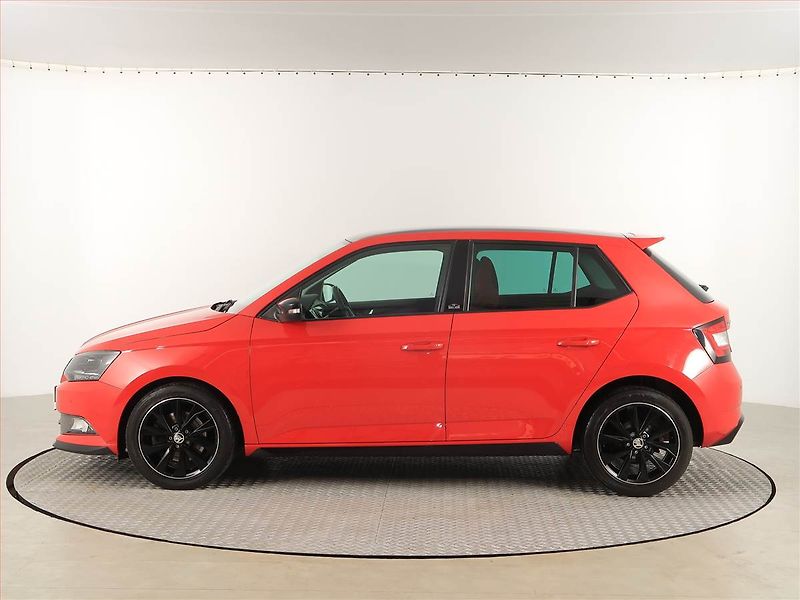 Škoda Fabia (2018) Monte Carlo 1.0 TSI, Automat - fotka 3 z 18