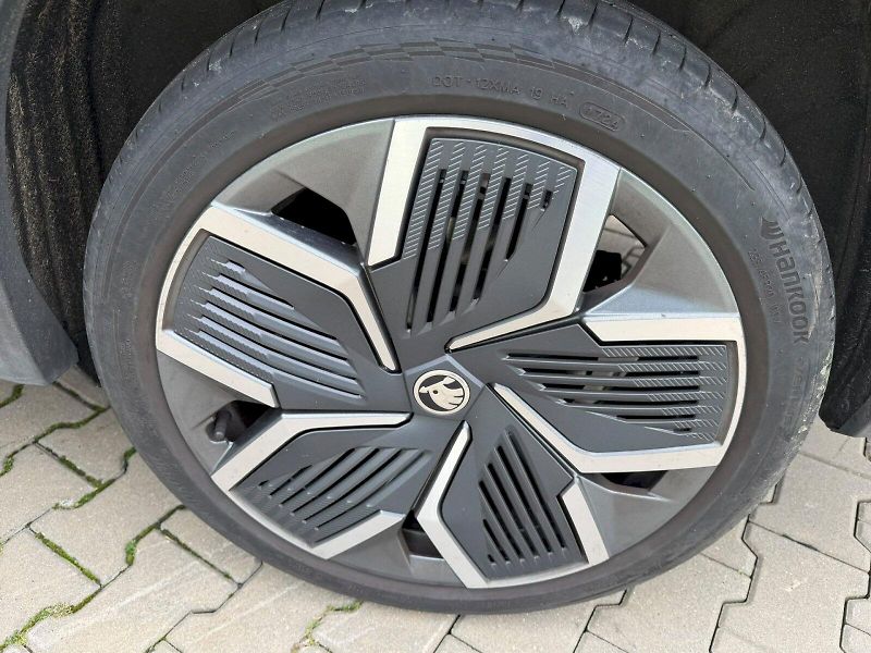 Škoda Kodiaq (2024) EXCLUSIVE SEL.2.0TDI 142KW DSG - fotka 15 z 29