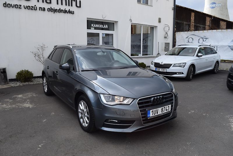 Audi A3 (2014) 1.2TSI 77kw AMBIENTE NAVI VÝHŘ - fotka 5 z 45