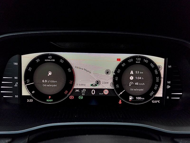 Škoda Octavia (2024) Top Selection 1,5 Tsi 110 Kw D - fotka 7 z 38