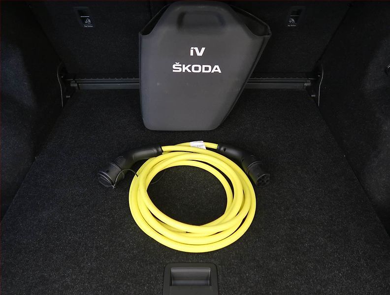 Škoda Enyaq (2022) iV 60 (62 kWh), SoH 93% - fotka 28 z 28