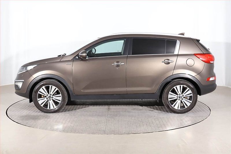 Kia Sportage (2014) 2.0 CRDi, 4X4, Automat - fotka 3 z 28
