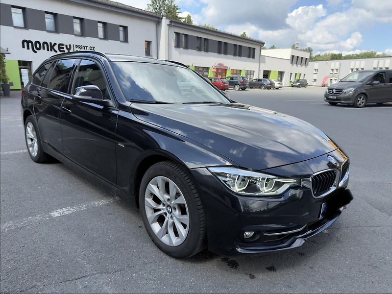 BMW Řada 3 (2016) BMW 320i xDrive - fotka 1 z 8