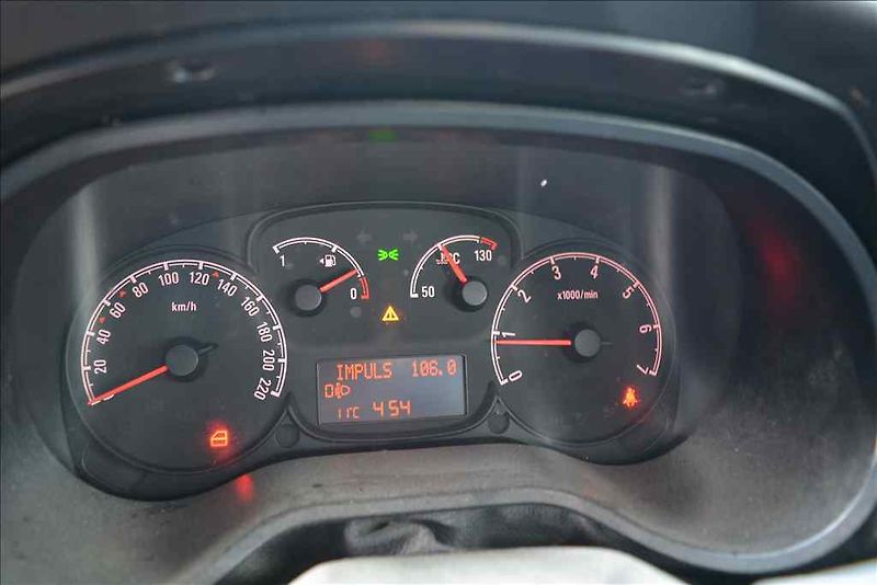Opel Combo (2013) 1,6 TDI - fotka 28 z 35