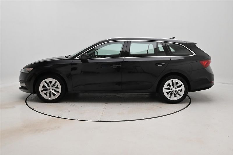 Škoda Octavia 2,0 TDI 110kW DSG Style Záruka - fotka 8 z 33