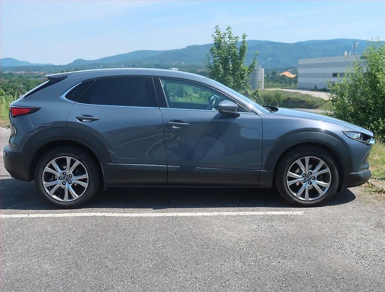 Mazda CX-30 (2020) Skyactiv-X 2.0 - fotka 6 z 20