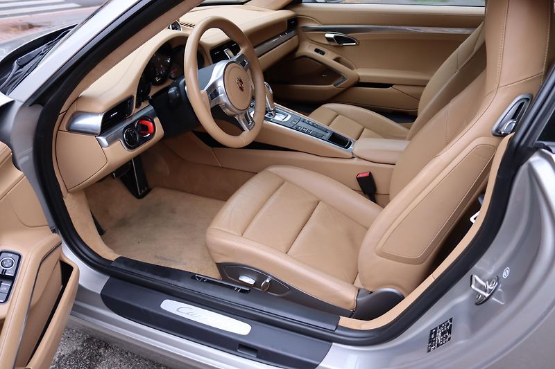 Porsche 911 991.1 CARRERA S 3.4 PDK 257k - fotka 22 z 44