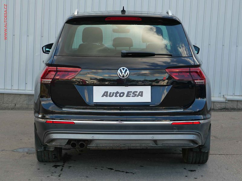 Volkswagen Tiguan (2016) 2.0TDi, Highline, DSG, panor - fotka 5 z 22