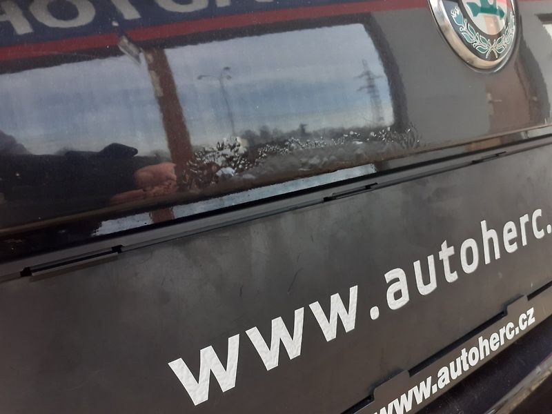 Škoda Octavia (2013) KOMBI 1.6 TDi 4x4 ČR - fotka 18 z 34
