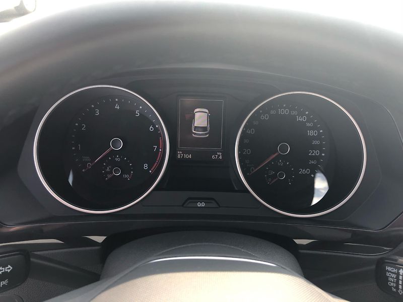 Volkswagen Tiguan 1,5 TSI - fotka 18 z 29