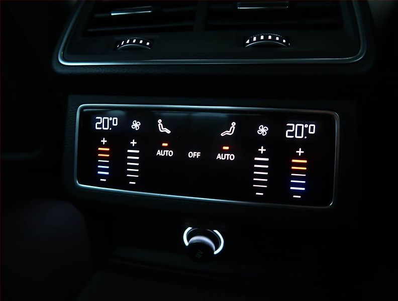 Audi A6 (2020) Sport 50 TDI - fotka 20 z 20