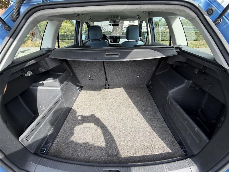Škoda Fabia 1,2 TSi  Serviska,Senzory,AC - fotka 30 z 42