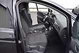 Volkswagen Touran (2017) 2.0TDI 110kw 7MÍST TAŽNÉ NAVI - náhled 35