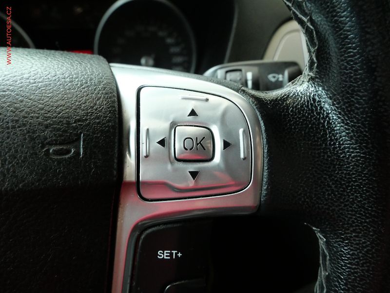 Ford Mondeo (2010) 2.0 TDCi, AC, TZ - fotka 16 z 22