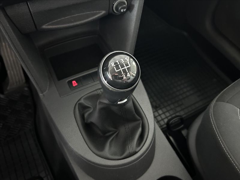 Volkswagen Caddy 1,2   TSI,NOVÉ ROZVODY,5.MÍST - fotka 16 z 20