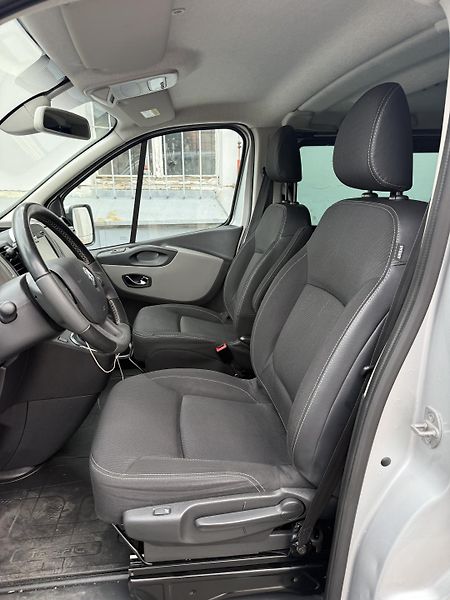 Renault Trafic (2017) L2, Klima, výhřev sedadel - fotka 5 z 11