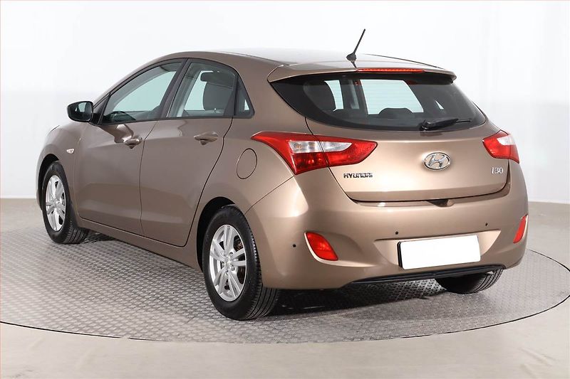 Hyundai i30 (2013) 1.4 CVVT, Serv.kniha, Tempomat - fotka 4 z 20