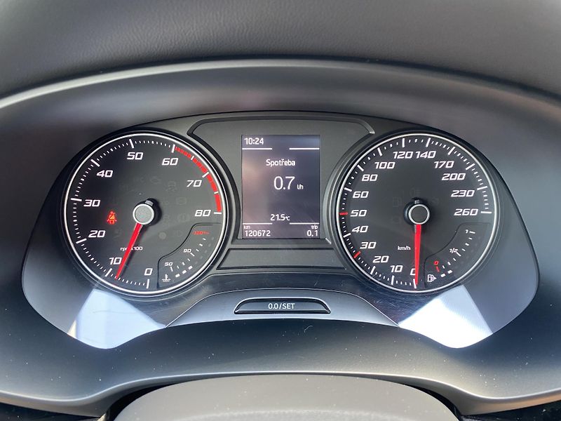 Seat Leon 1.4TSI92kW-1xMAJ.-CZ-FR-KAMERA - fotka 19 z 45