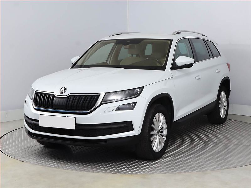 Škoda Kodiaq (2018) 2.0 TDI, Automat, Serv.kniha - fotka 2 z 19