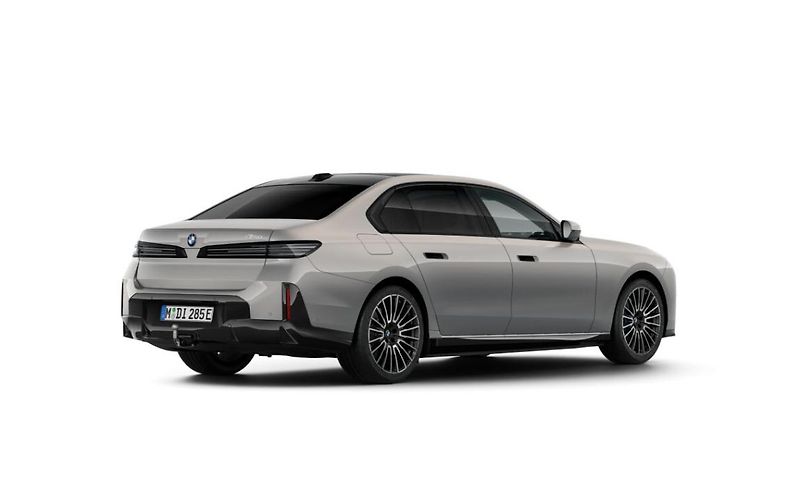 BMW i7 50 xDrive Sedan - fotka 3 z 4