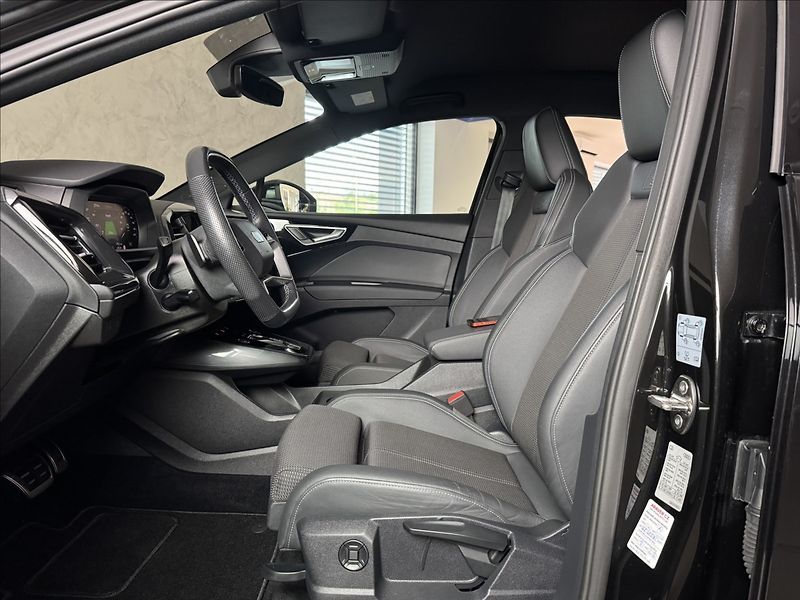 Audi Q4 e-tron Sportback S-Line LED Kamera - fotka 20 z 49