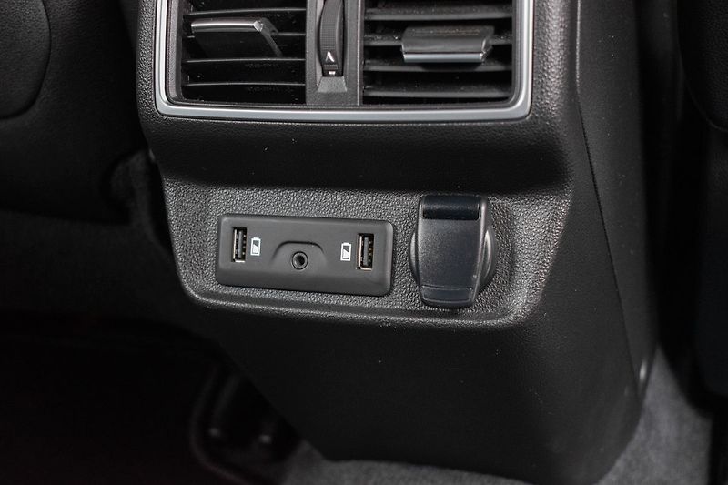 Renault Koleos 2.0 DCi 135kW AUTOMAT*KAMERA* - fotka 14 z 35