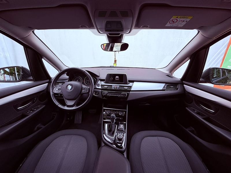 BMW Řada 2 218i Aut. Active Tourer, ČR - fotka 16 z 29