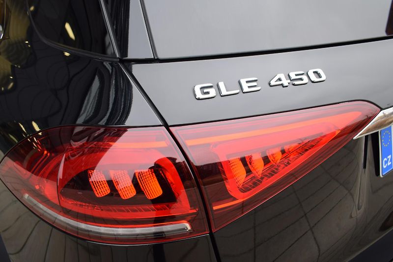 Mercedes-Benz GLE (2020) 450/360kam/Distronic/Pamětsed - fotka 37 z 59