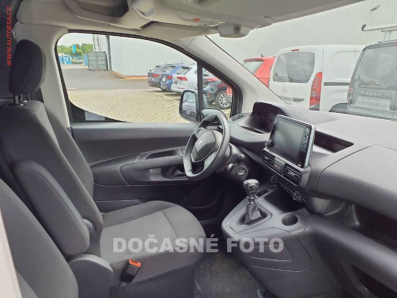 Peugeot Partner (2021) 1.5HDi DÍLNA, 96kW, Webasto - fotka 5 z 8