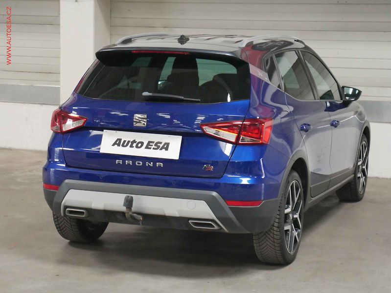 Seat Arona (2019) 1.5 TSi, FR, navi, TZ - fotka 6 z 21