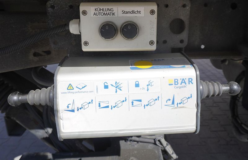 ROHR (2018) RZK 18 IV refrigerated trailer - fotka 9 z 10