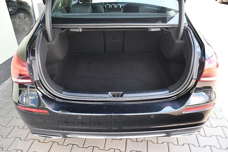 Mercedes-Benz Třídy A A180 NTOP ČR 1M - fotka 47 z 54