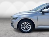 Volkswagen Passat 2.0TDi DSG 110kW BusinessPremi - náhled 10