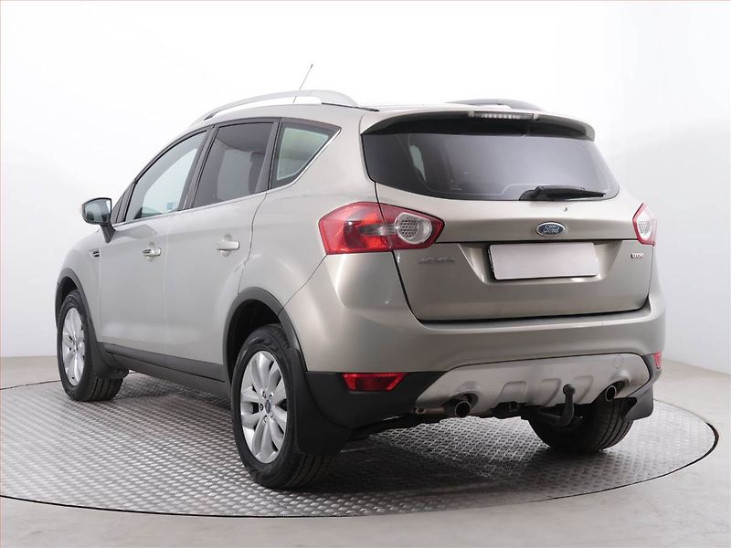 Ford Kuga (2008) 2.0 TDCi, 4X4 - fotka 4 z 18