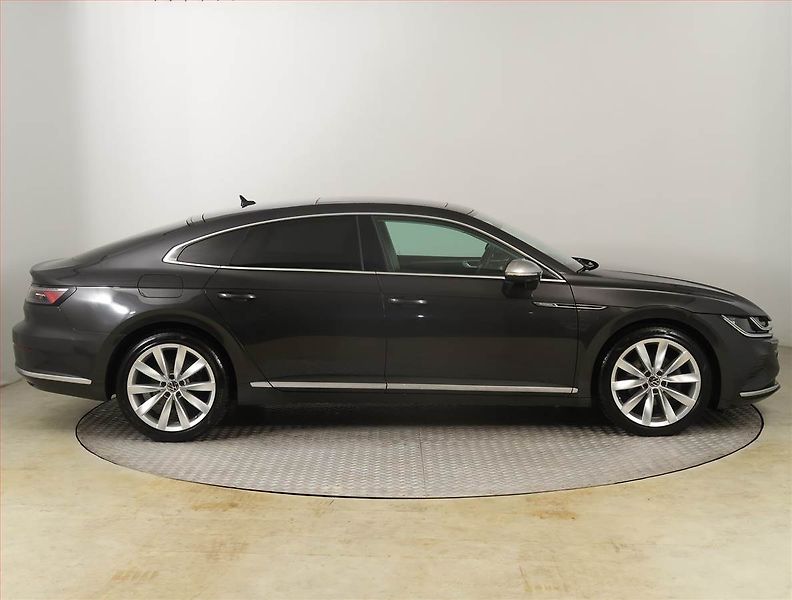 Volkswagen Arteon (2021) Elegance 2.0 TDI - fotka 6 z 27