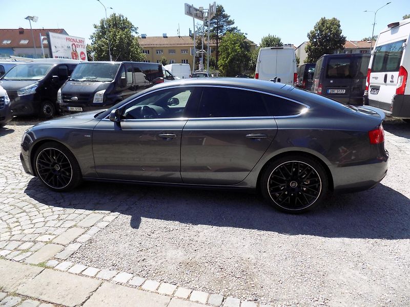 Audi A5 2,0 TDI S-LINE, ALCANTARA, TOP - fotka 16 z 50