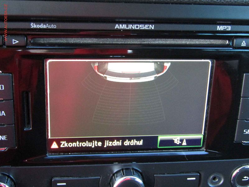 Škoda Yeti (2011) 2.0 TDi 4x4, Experience, DSG - fotka 15 z 20