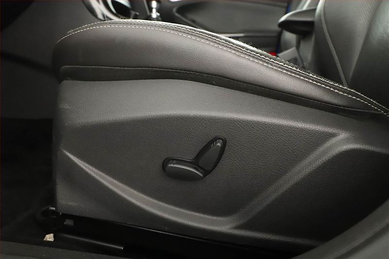 Ford Focus (2015) 1.5 EcoBoost, Xenony, Tempomat - fotka 16 z 18
